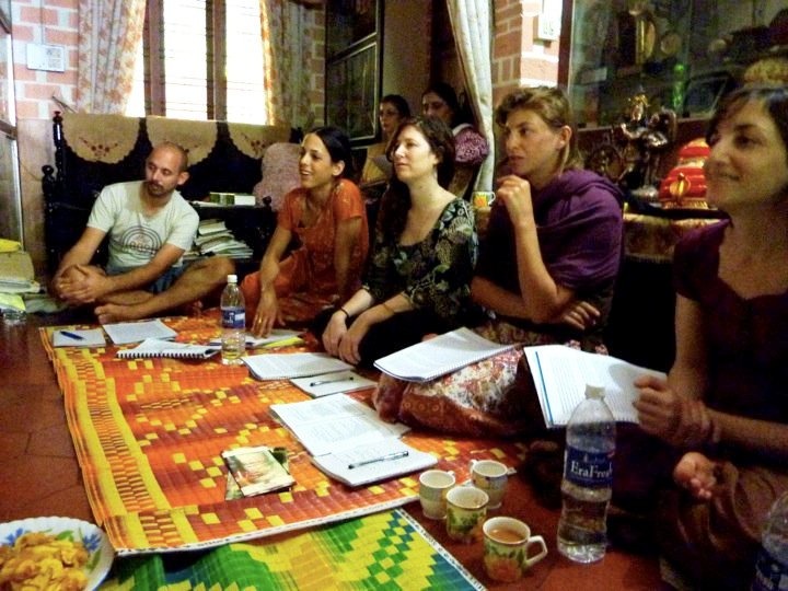 Abhinaya lesson at Indu and Madhu&#039;s house